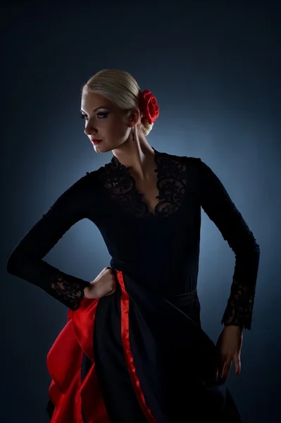 Güzel flamenko dansçısı — Stok fotoğraf