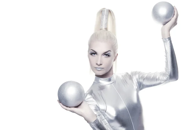 Mulher cibernética com bolas de prata — Fotografia de Stock