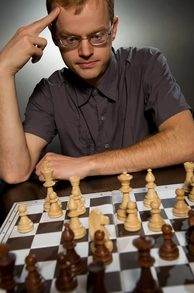 Thoughtful Chess Master View — Stock Photo, Image