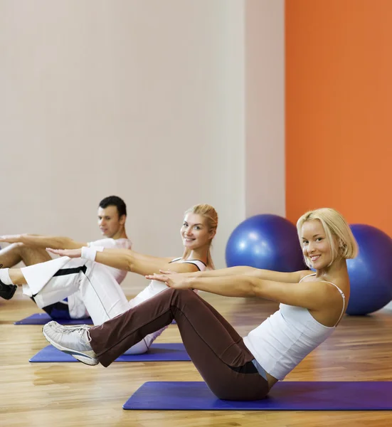 Groep Fitness Oefening Doen — Stockfoto