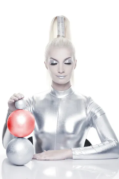 Mulher cibernética bonita com bolas — Fotografia de Stock