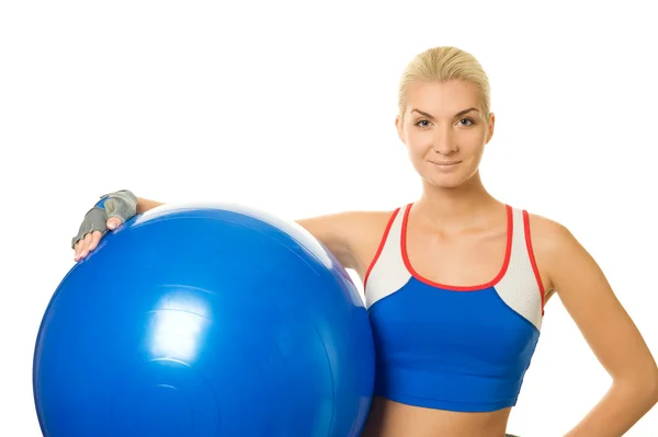 Trenér ženu drží fitness míče — Stock fotografie