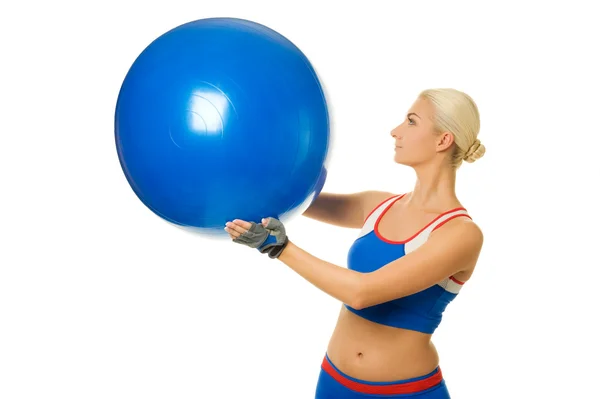 Trenér ženu drží fitness míče — Stock fotografie