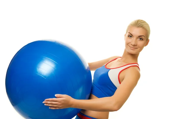 Vrouw trainer bedrijf fitness bal — Stockfoto