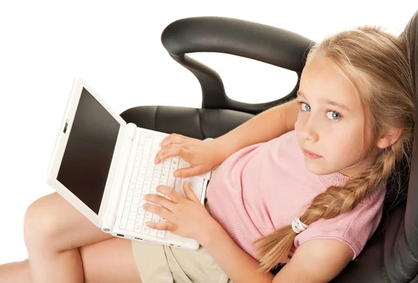 Pretty young girl with laptop — Stock Photo, Image