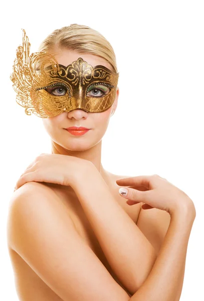 Preciosa joven con máscara de carnaval — Foto de Stock