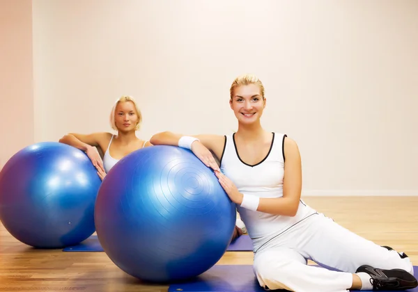 Group of doing fitness exercise with a ba — Stock Photo, Image