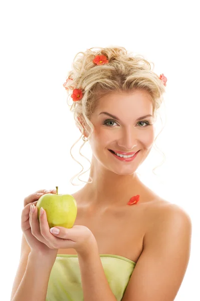 Genç kadın olgun yeşil elma — Stok fotoğraf