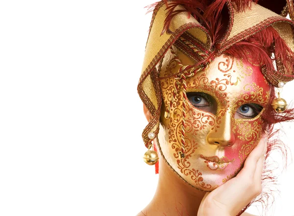 Bella giovane donna in maschera di carnevale — Foto Stock