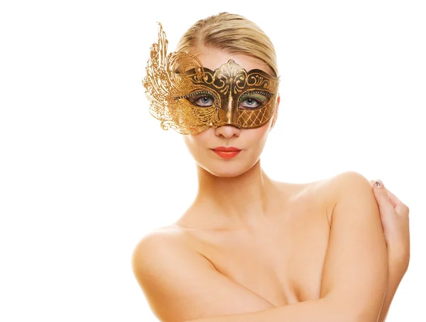 Preciosa joven con máscara de carnaval —  Fotos de Stock
