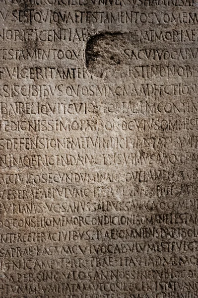 Текстура римских букв — стоковое фото