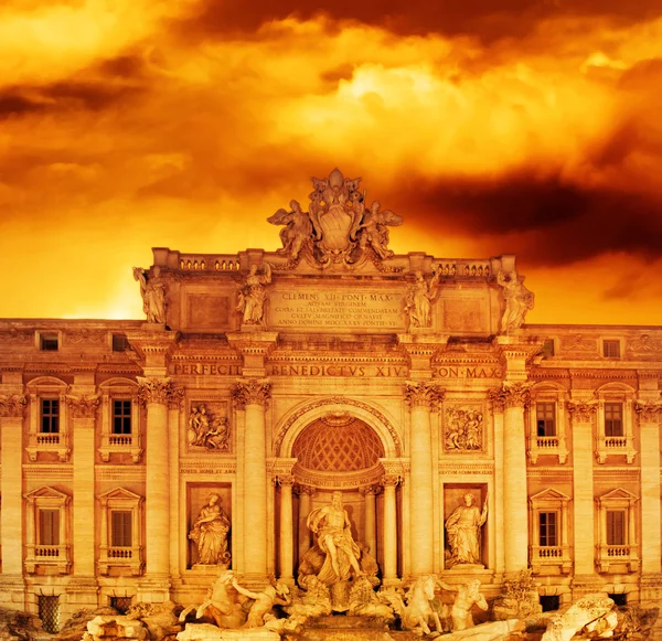 特雷维喷泉 (意大利，罗马) — 图库照片