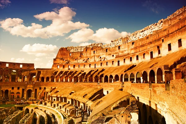 Колізей (Рим, Італія ) — стокове фото