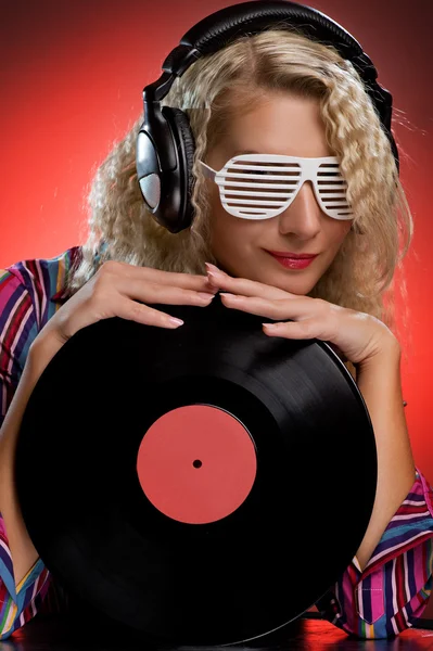 Elegante DJ feminino — Fotografia de Stock