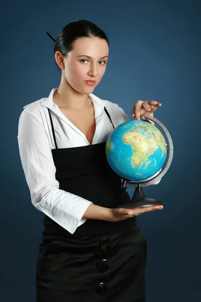 Jonge leraar toont de hele wereld — Stockfoto