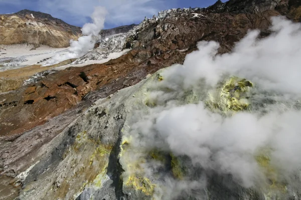 Active volcano multiple sulphur sources — Stock Photo, Image