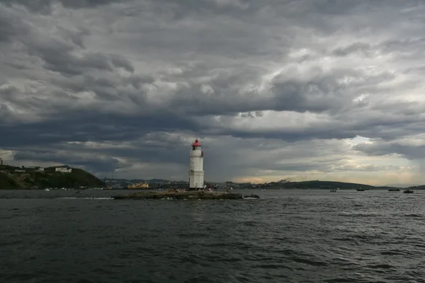 Denizdeki Deniz feneri