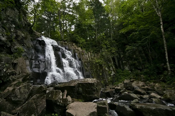 şelale görünümü