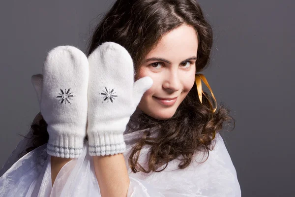 Güzel kız beyaz eldivenler. — Stok fotoğraf
