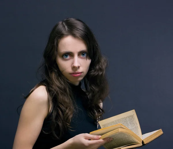 Girl with a book — Stock Photo, Image