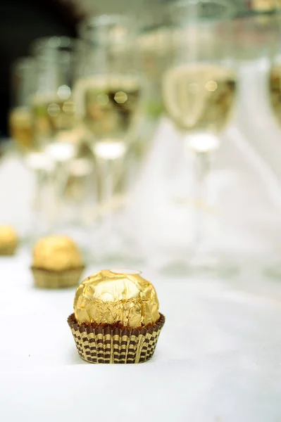 Chocolate and champagne — Stock Photo, Image