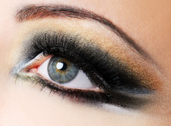 Brown eye make-up — Stock Photo © valuavitaly #1512927