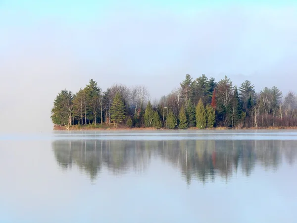 Foggy morning on Lake — Stock Photo, Image