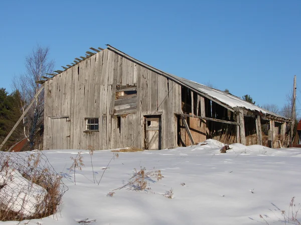 Rundown barn — Stock Photo, Image