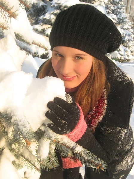Girl and snow — Stock Photo, Image