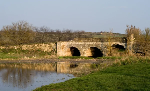 Ancient stone bridge — Stock Photo, Image