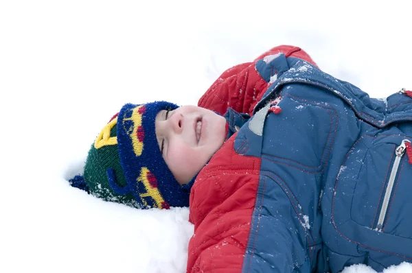 男孩与雪 — 图库照片