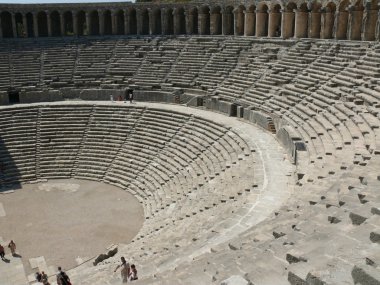 Eski Yunan amfi tiyatro aspendos