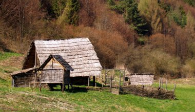 Havranok, wooden houses clipart
