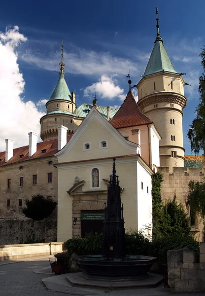 Castillo de Bojnice - Entrada —  Fotos de Stock