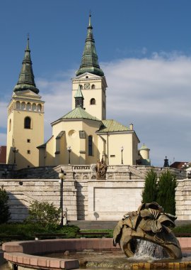 Kilise ve Çeşme zilina