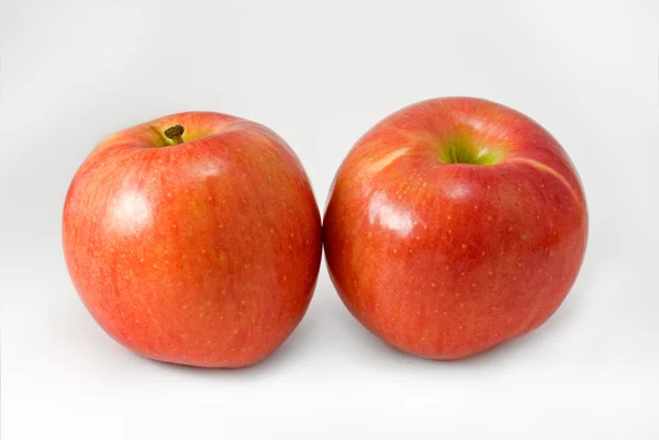 Dos manzanas —  Fotos de Stock