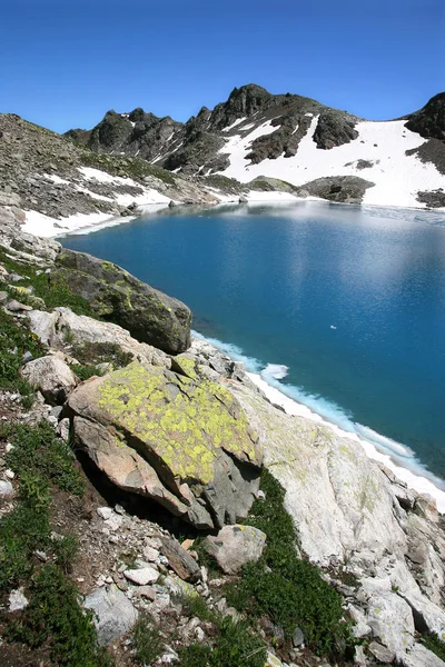 Lac en montagne — Photo