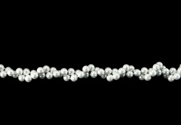 Collar de perlas aislado en negro —  Fotos de Stock