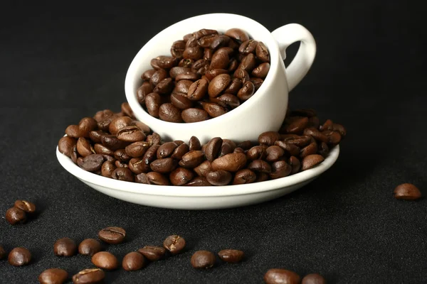 豆のカップ コーヒー タイム — ストック写真
