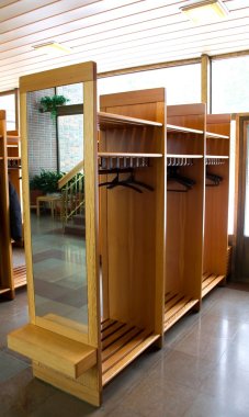 ayna ile ahşap Askılık