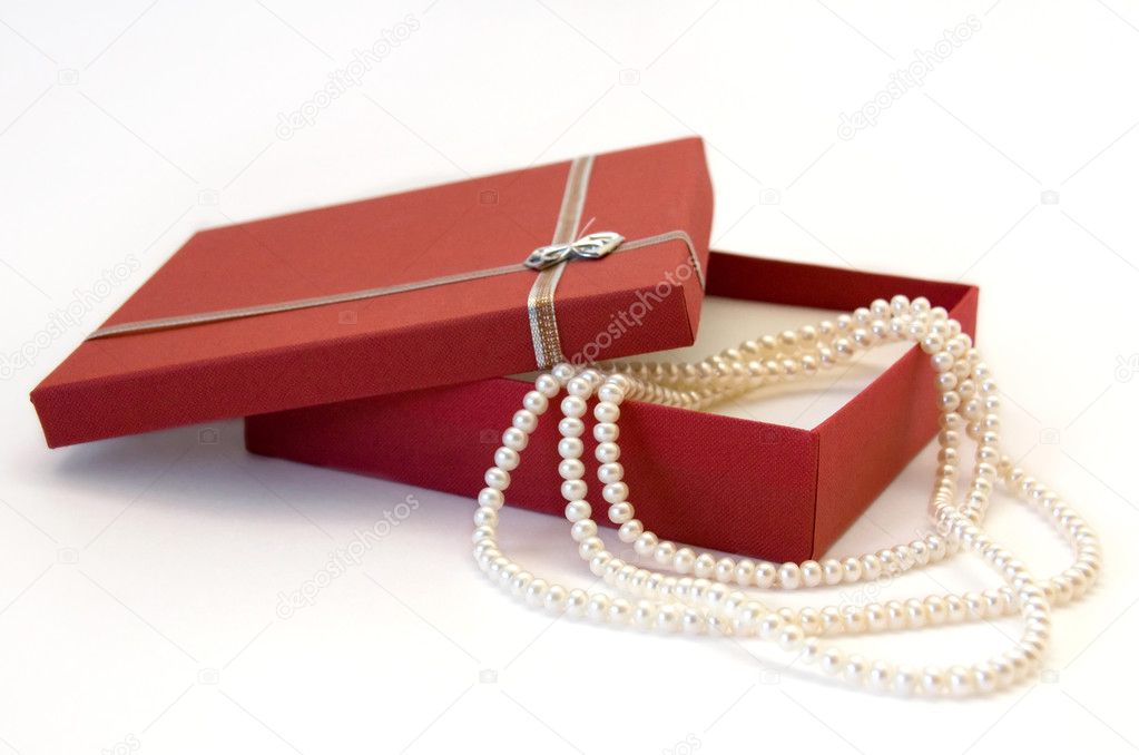 Pearl Necklace as a Gift
