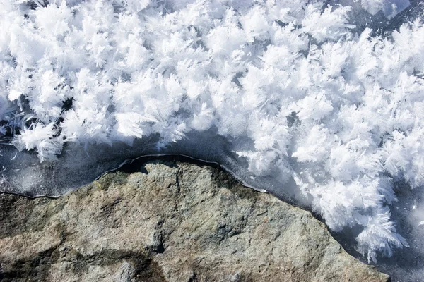 Ice and stone — Stock Photo, Image