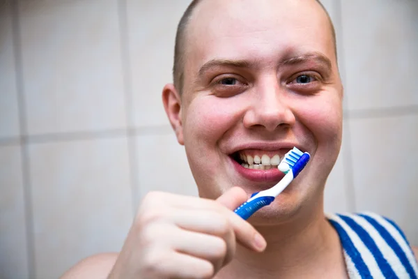 Cleaning teeth — Stock Photo, Image