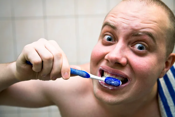 Reiniging van de tanden — Stockfoto