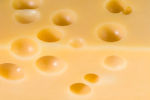 Stuk van smakelijke kaas — Stockfoto