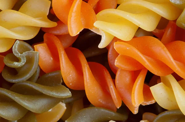 Multicolor spiraal macaroni. — Stockfoto