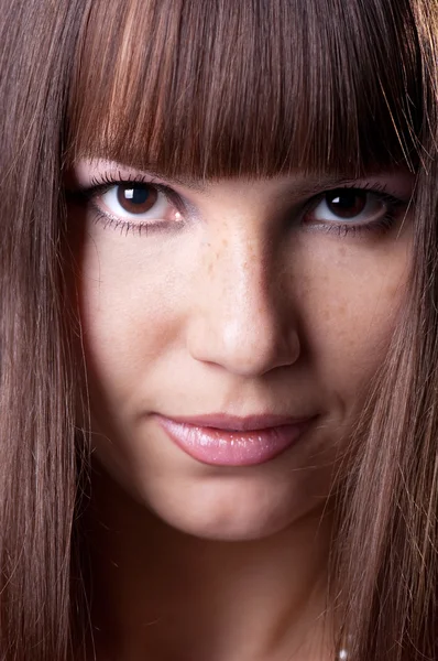 Portrait of beautiful brunette . — Stock Photo, Image
