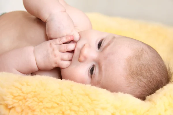 Lindo bebé —  Fotos de Stock