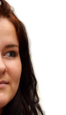 halve portret van normale vrouw