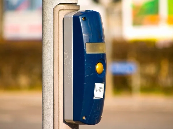 Traffic light button at an intersection — Stock Photo, Image